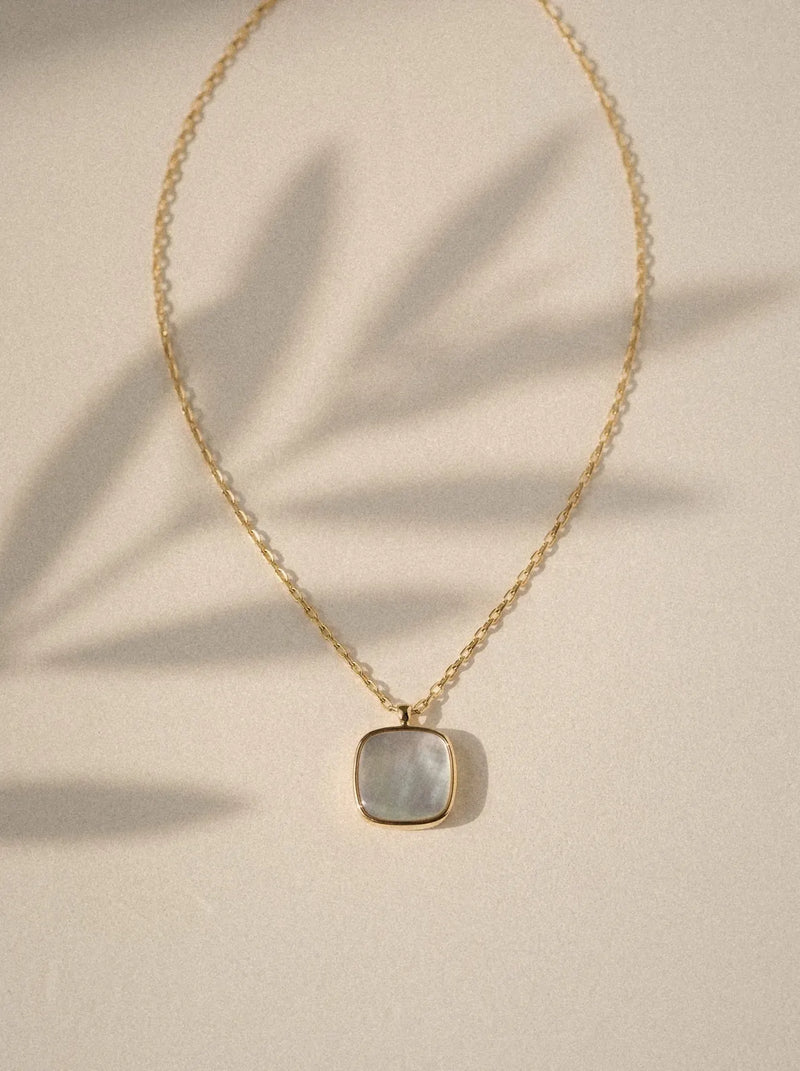 Collier Muse - Nacre grise