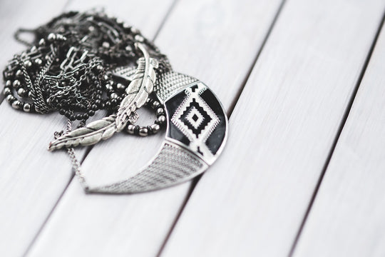 Comment nettoyer des bijoux en argent