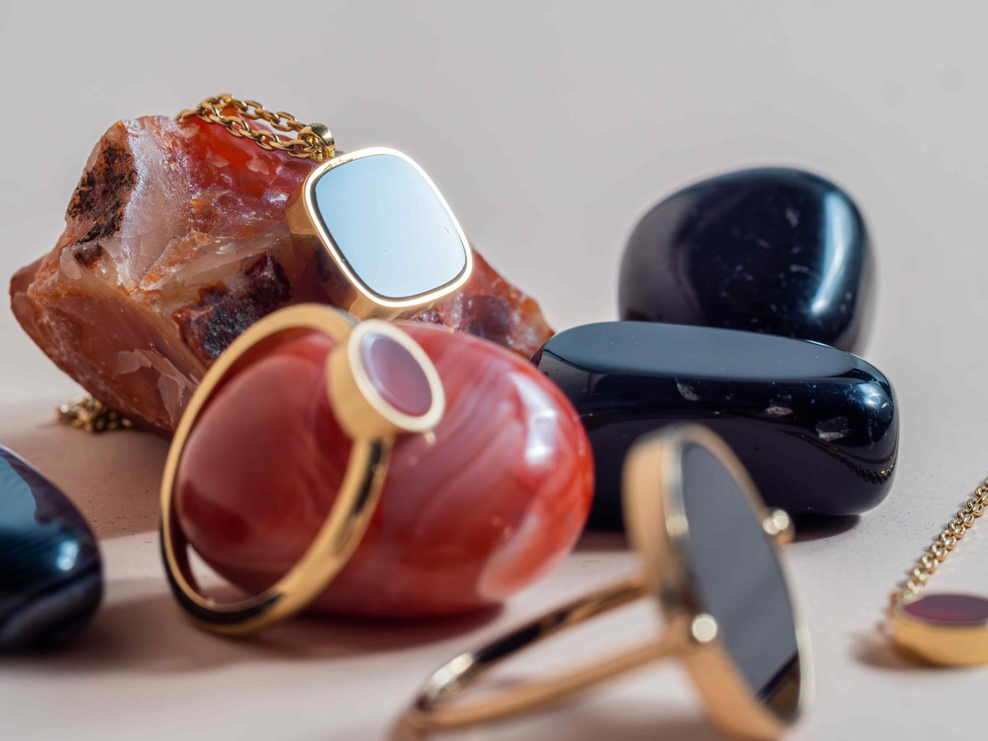 Nos bijoux en pierres rouges