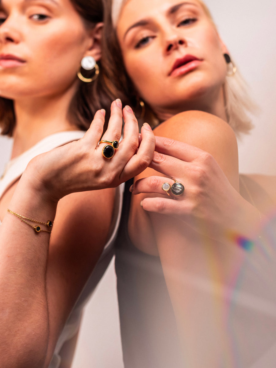 Bague Dual – Nacre blanche & Pierre de lune