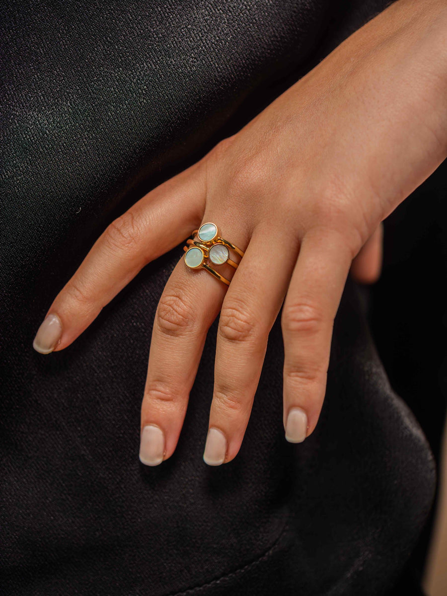 Photo modèle 3 - Bague Origine - Nacre blanche
