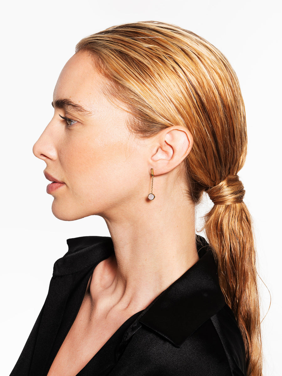 Photo modèle 3 Boucles d'oreilles Origine - Nacre rose